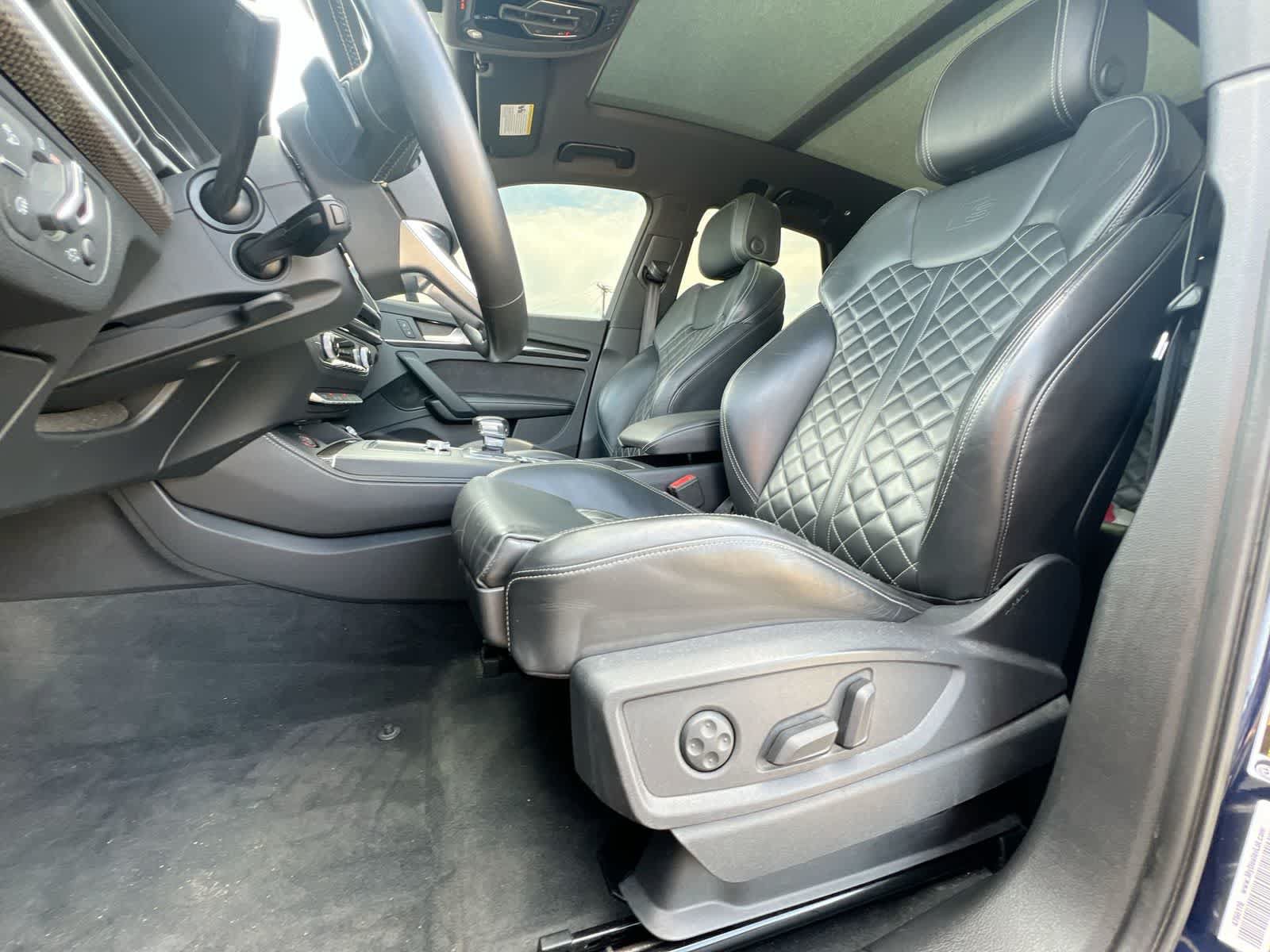 Used 2018 Audi SQ5 Premium Plus w/ S Sport Package AWD/4WD image 16