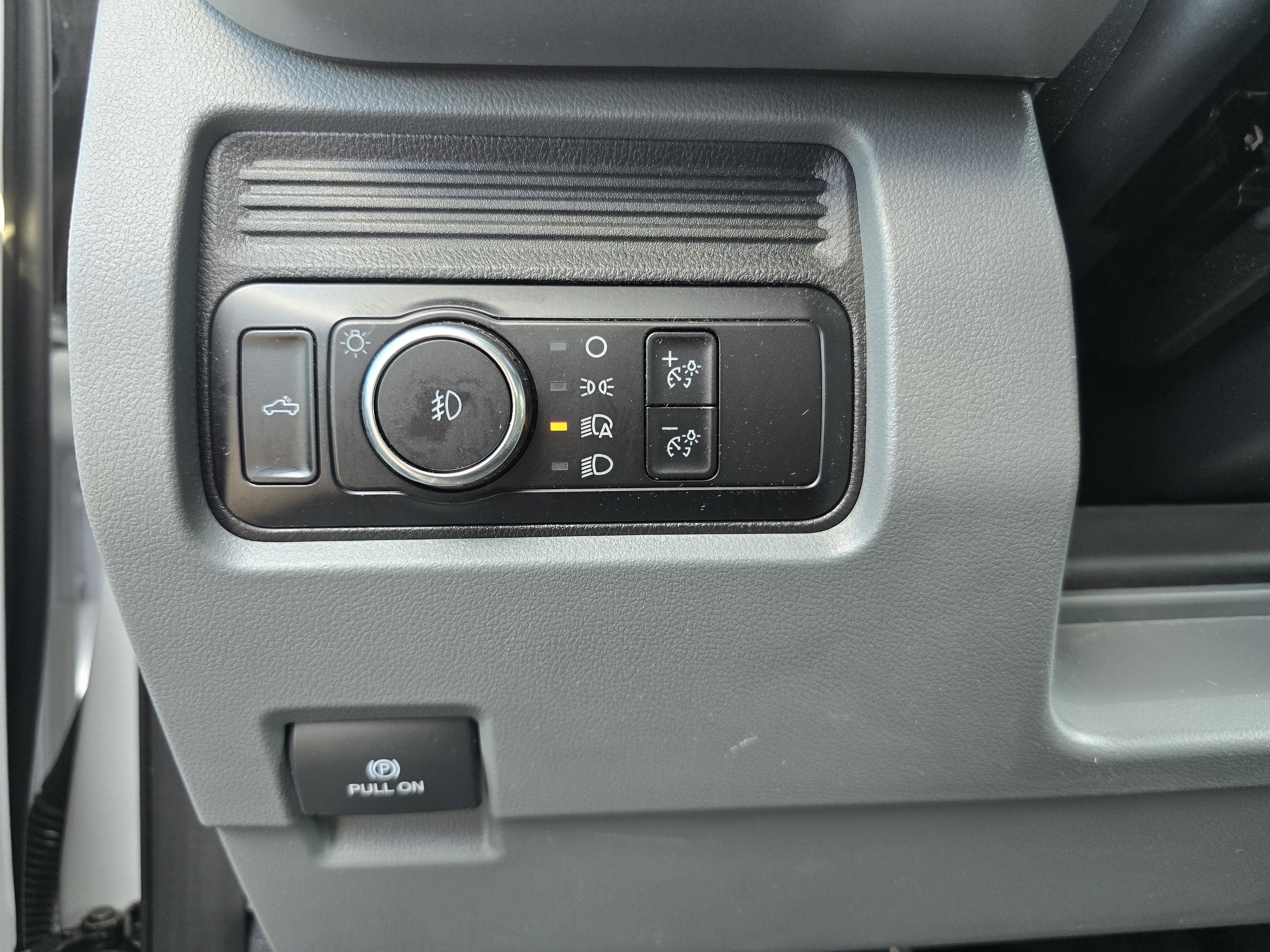 Certified 2023 Ford F350 XL w/ STX Appearance Package AWD/4WD image 18