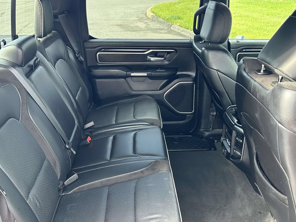 Used 2023 RAM 1500 Laramie AWD/4WD image 9