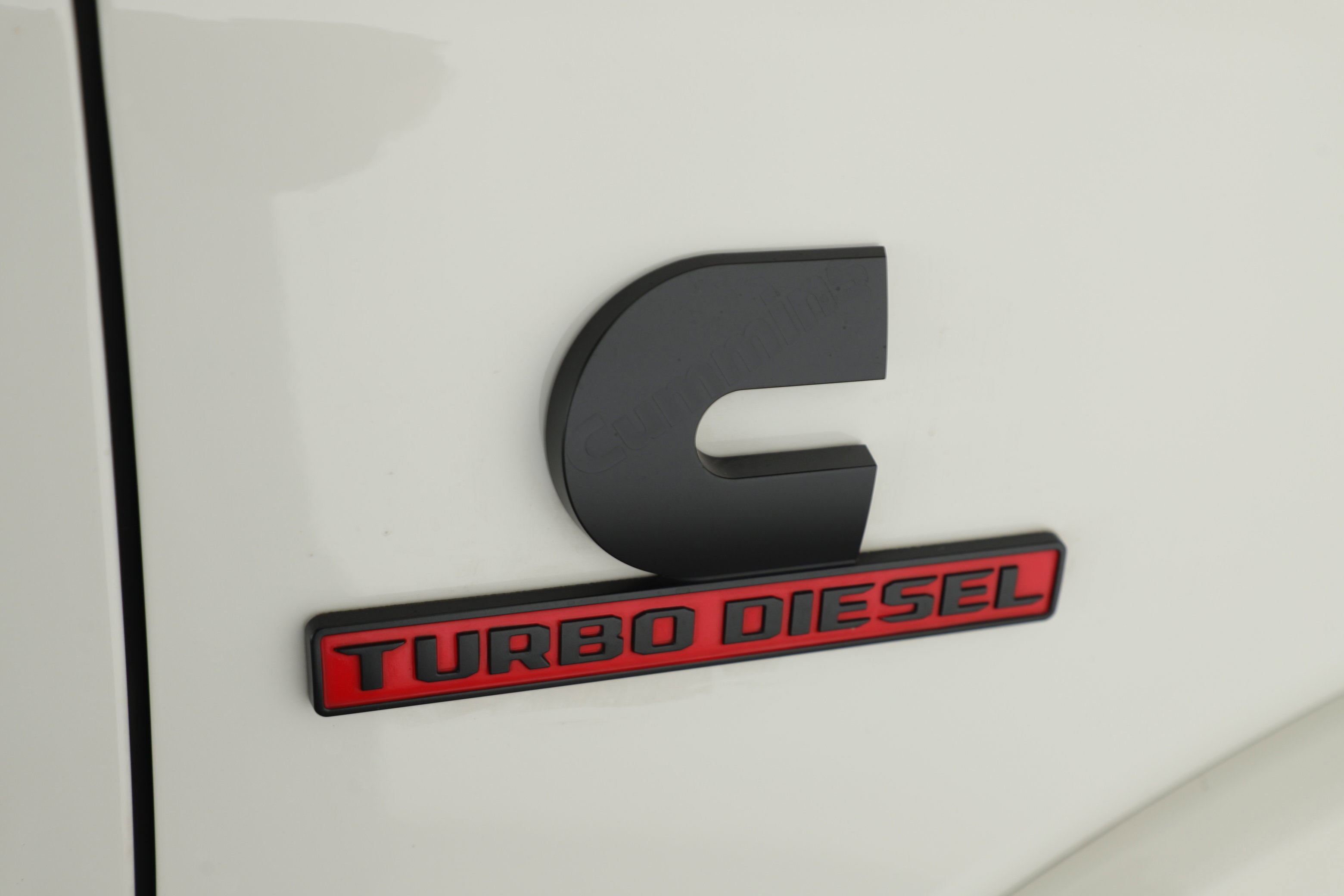 Used 2024 RAM 2500 Limited image 8