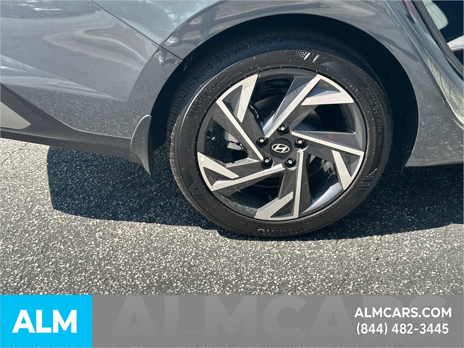 Used 2025 Hyundai Elantra Sport image 38