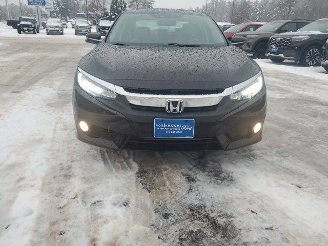 Used 2017 Honda Civic Touring image 8