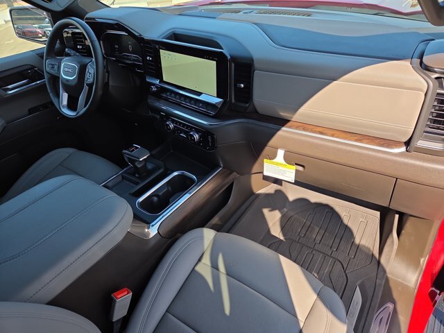 Used 2024 GMC Sierra 1500 SLT w/ SLT Premium Plus Package AWD/4WD image 18
