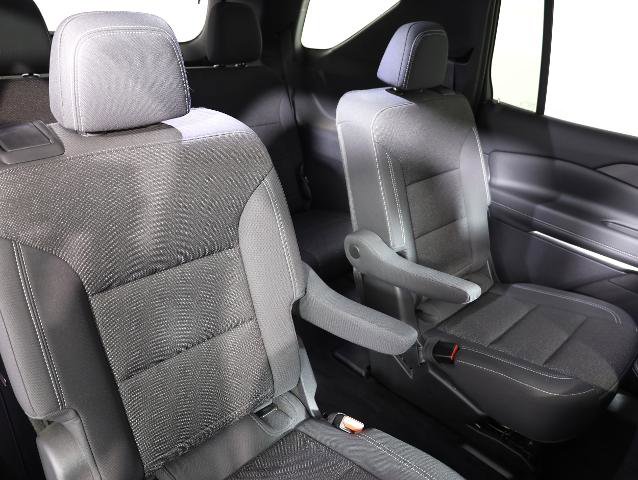 Used 2024 Chevrolet Traverse LT w/ Midnight/Sport Edition image 10