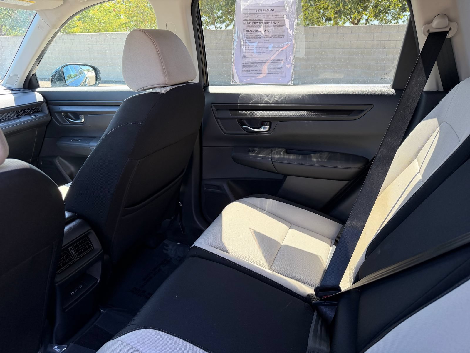 Used 2025 Honda CR-V EX image 14