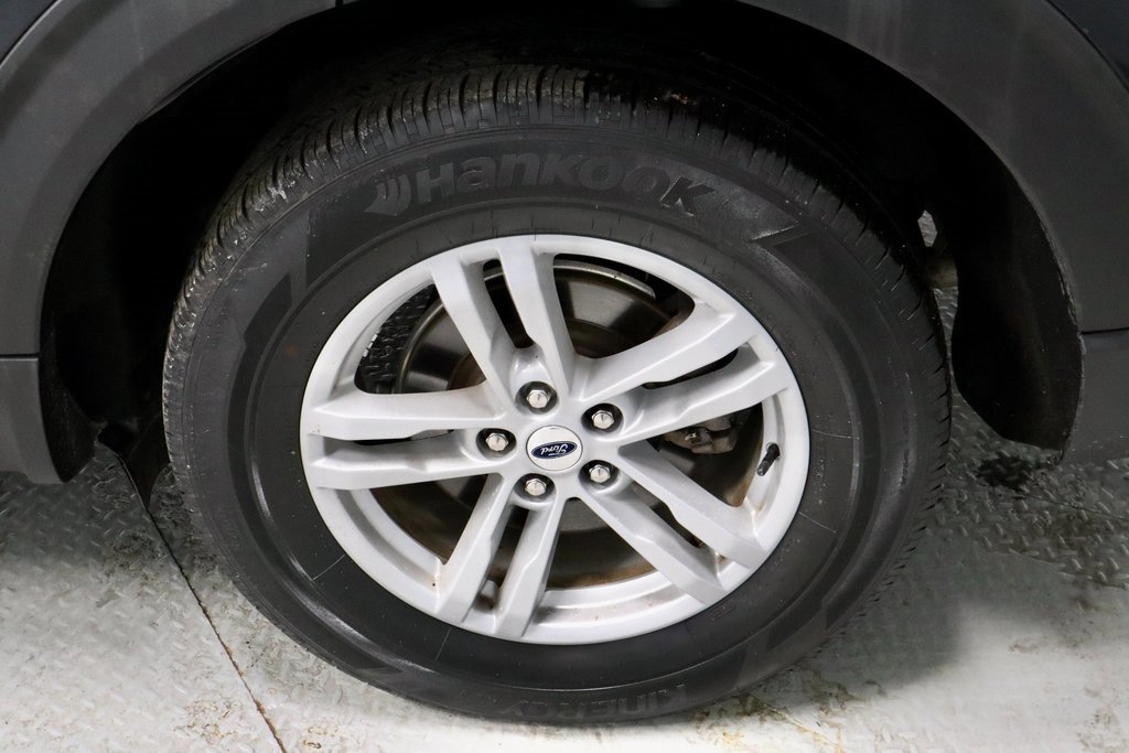 Certified 2023 Ford Explorer XLT image 19