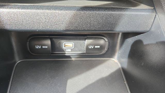 Used 2023 Kia Forte LXS w/ LXS Technology Package FWD image 16