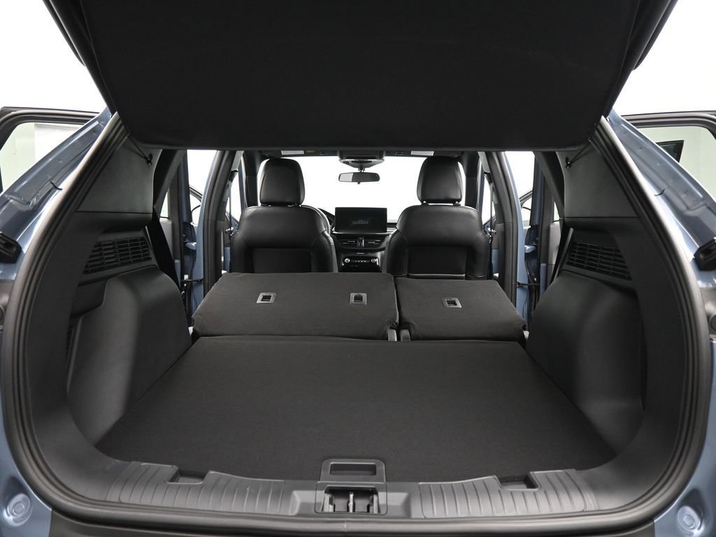 Certified 2025 Ford Escape ST-Line w/ Equipment Group 301A image 48