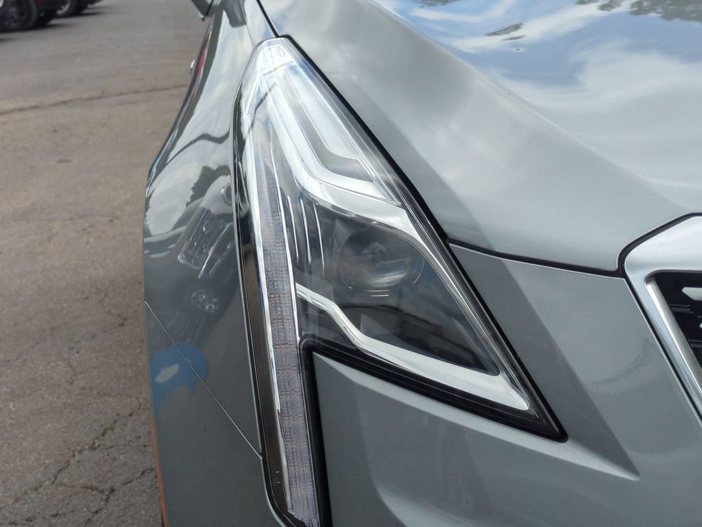 Used 2025 Cadillac XT5 Premium Luxury w/ Technology Package FWD image 11