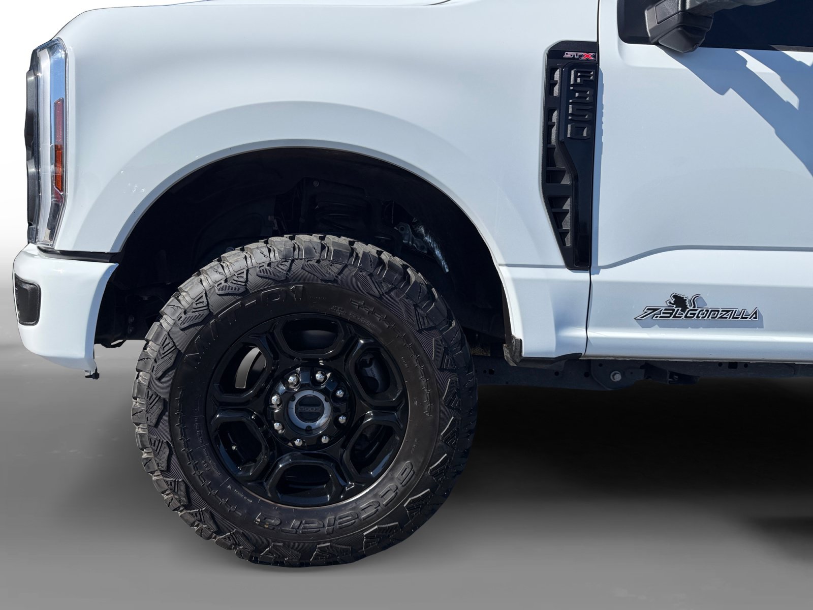 Certified 2024 Ford F350 XL w/ STX Appearance Package AWD/4WD image 9