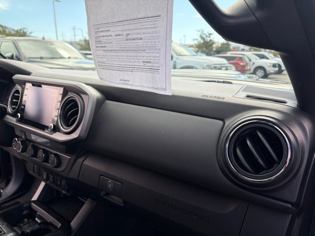 Used 2021 Toyota Tacoma TRD Sport AWD/4WD image 19