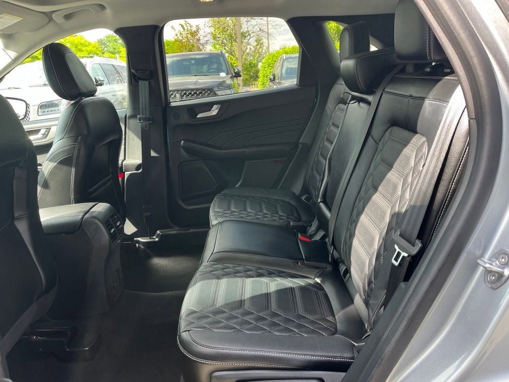 Certified 2023 Ford Escape Platinum w/ Premium Technology Package AWD/4WD image 13