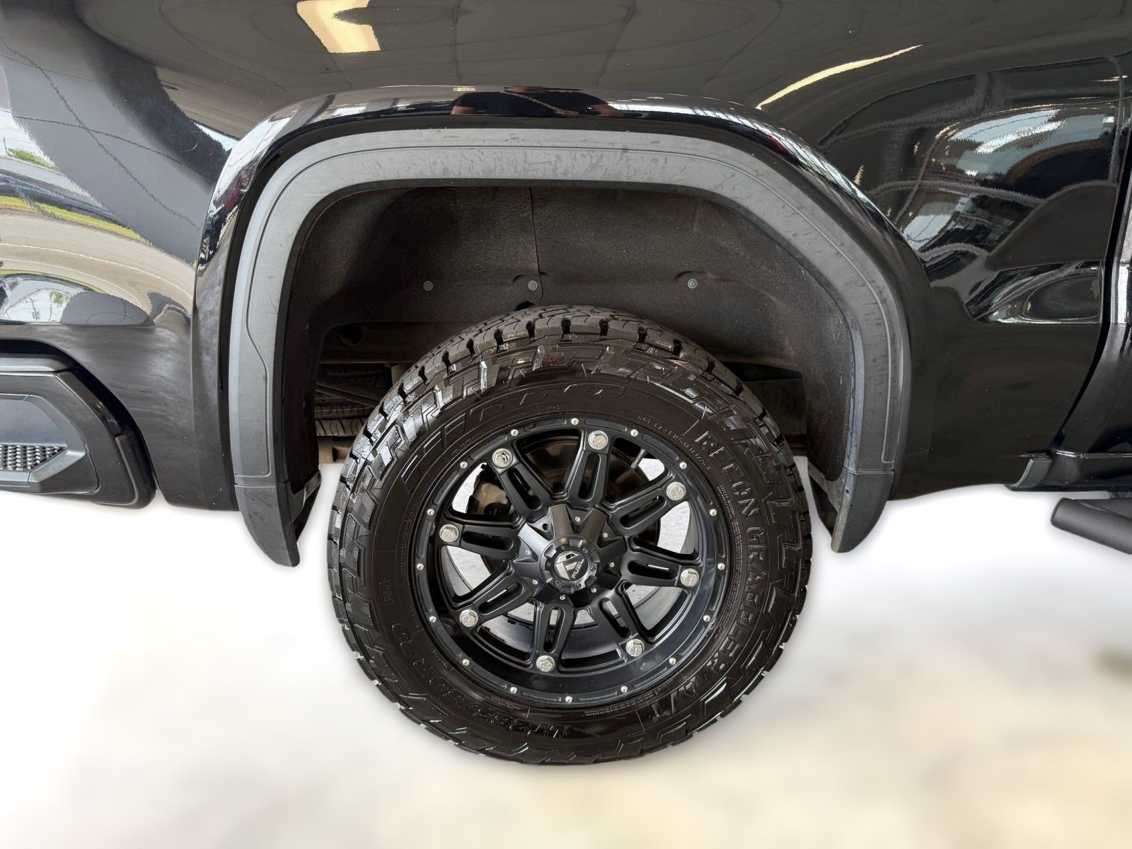 Used 2020 GMC Sierra 1500 AT4 w/ AT4 Premium Package AWD/4WD image 13