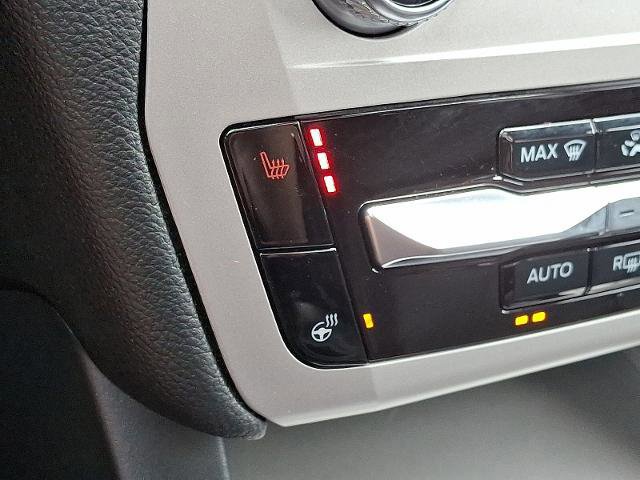 Certified 2023 Ford Explorer XLT w/ Equipment Group 202A image 27