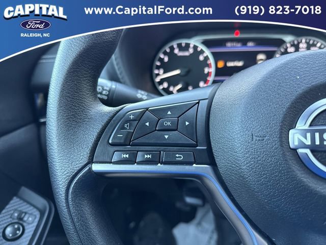 Used 2025 Nissan Sentra SV image 21