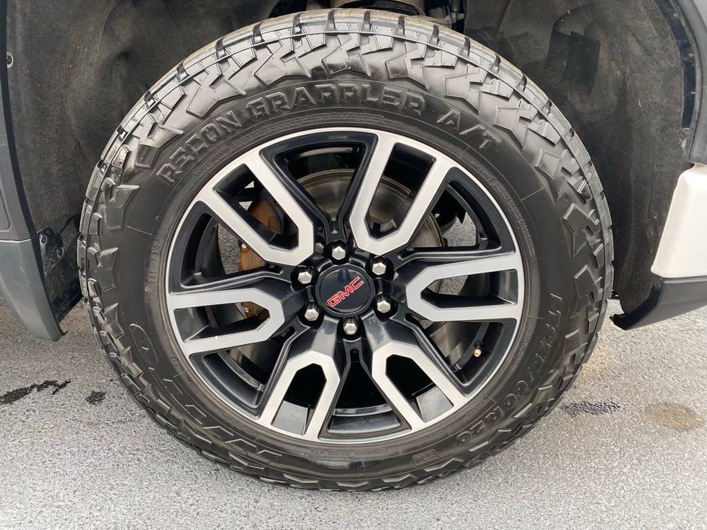 Used 2023 GMC Sierra 1500 AT4 w/ AT4 Premium Package image 30