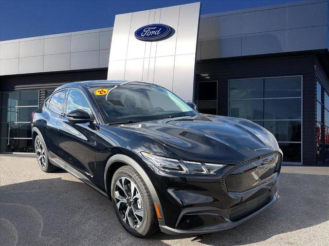 Certified 2025 Ford Mustang Mach-E Select image 1