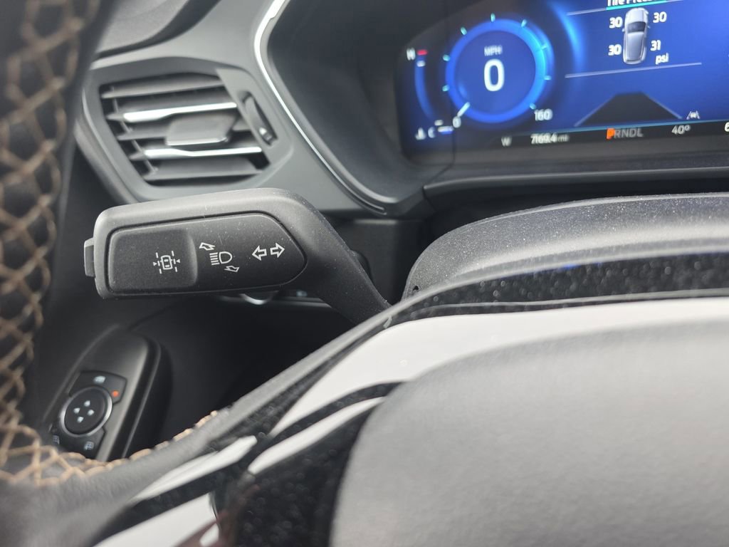 Certified 2022 Ford Escape Titanium w/ Titanium Elite Package image 41