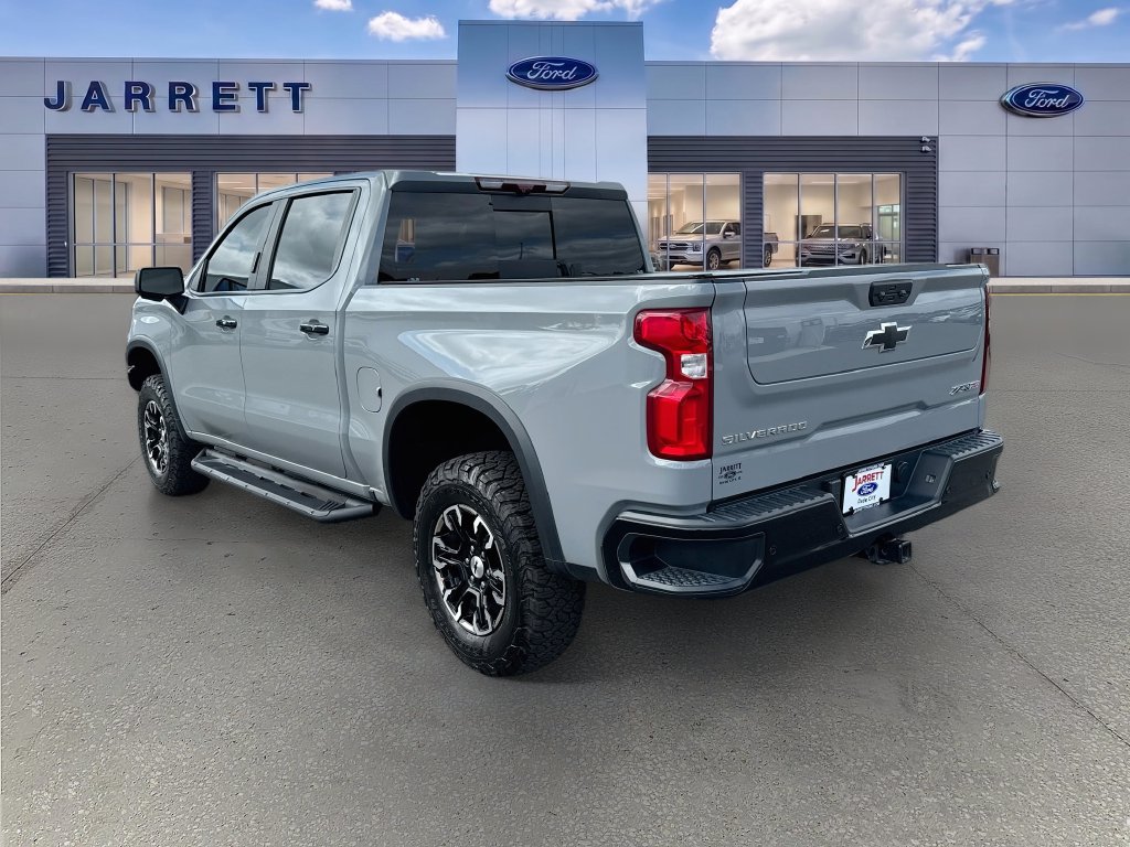 Used 2024 Chevrolet Silverado 1500 ZR2 w/ Technology Package AWD/4WD image 5