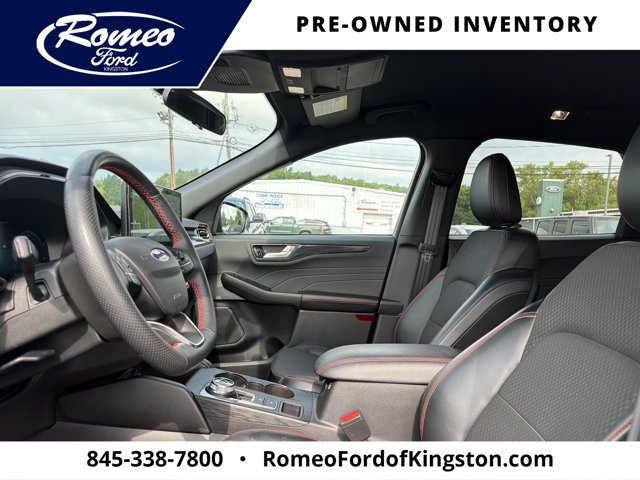 Certified 2023 Ford Escape ST-Line Select w/ Tech Pack #2 AWD/4WD image 10