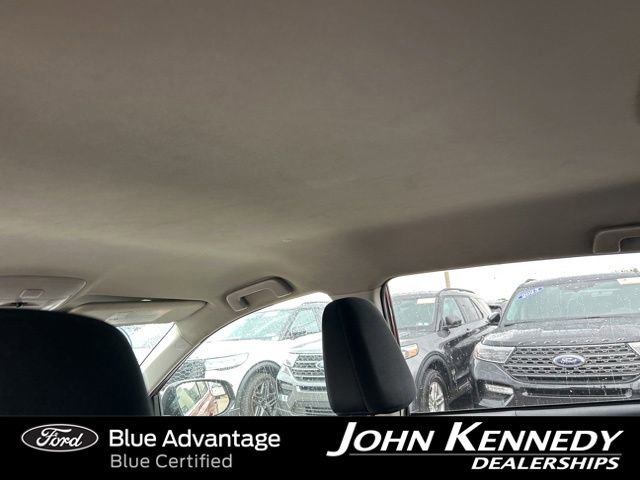 Used 2018 Toyota RAV4 LE w/ All Weather Liner Package AWD/4WD image 24