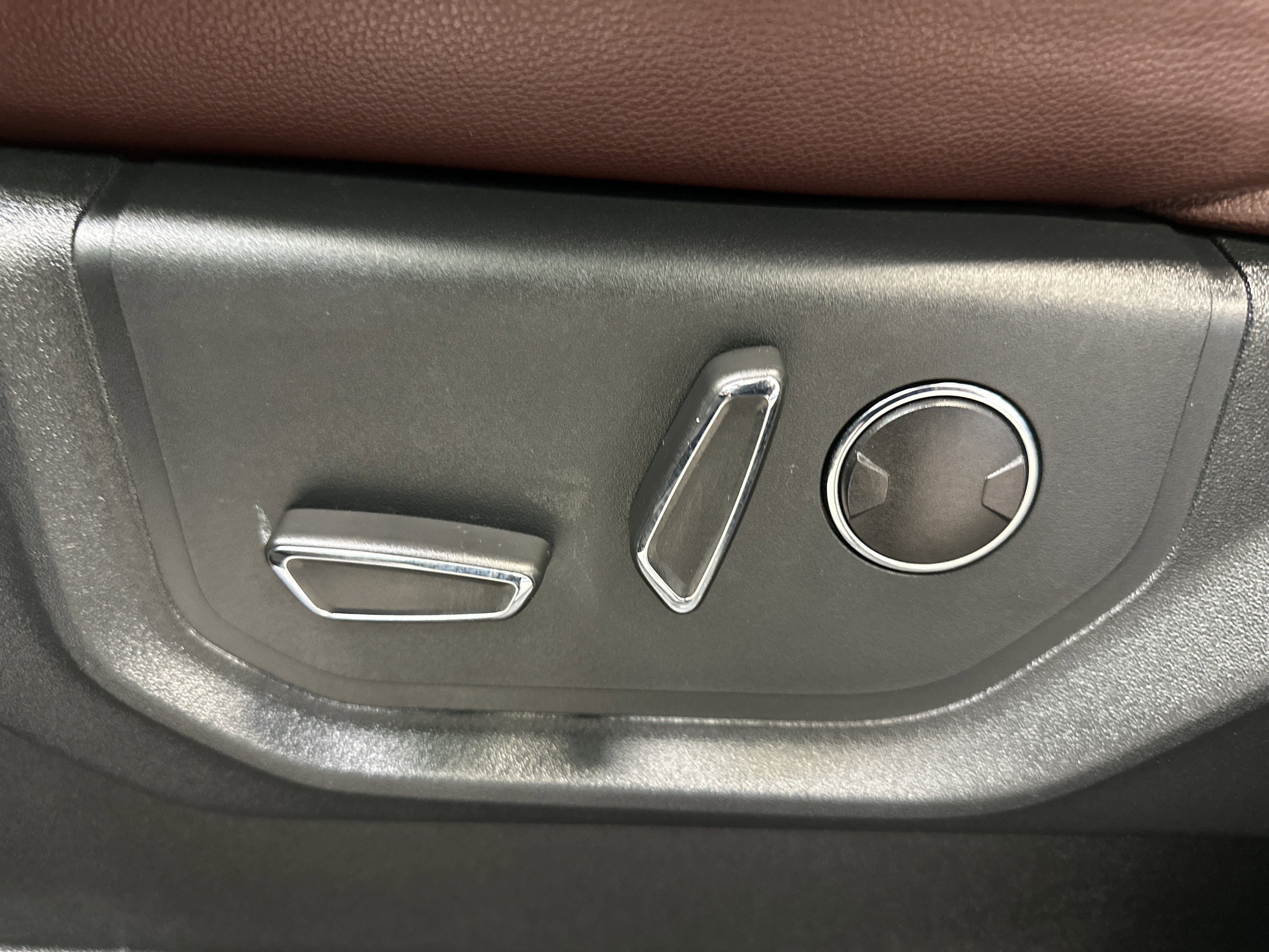 Certified 2022 Ford Expedition Max Limited image 25