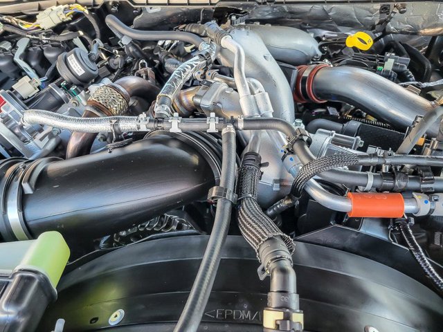 Certified 2025 Ford F450 Platinum w/ Platinum Plus Package image 32