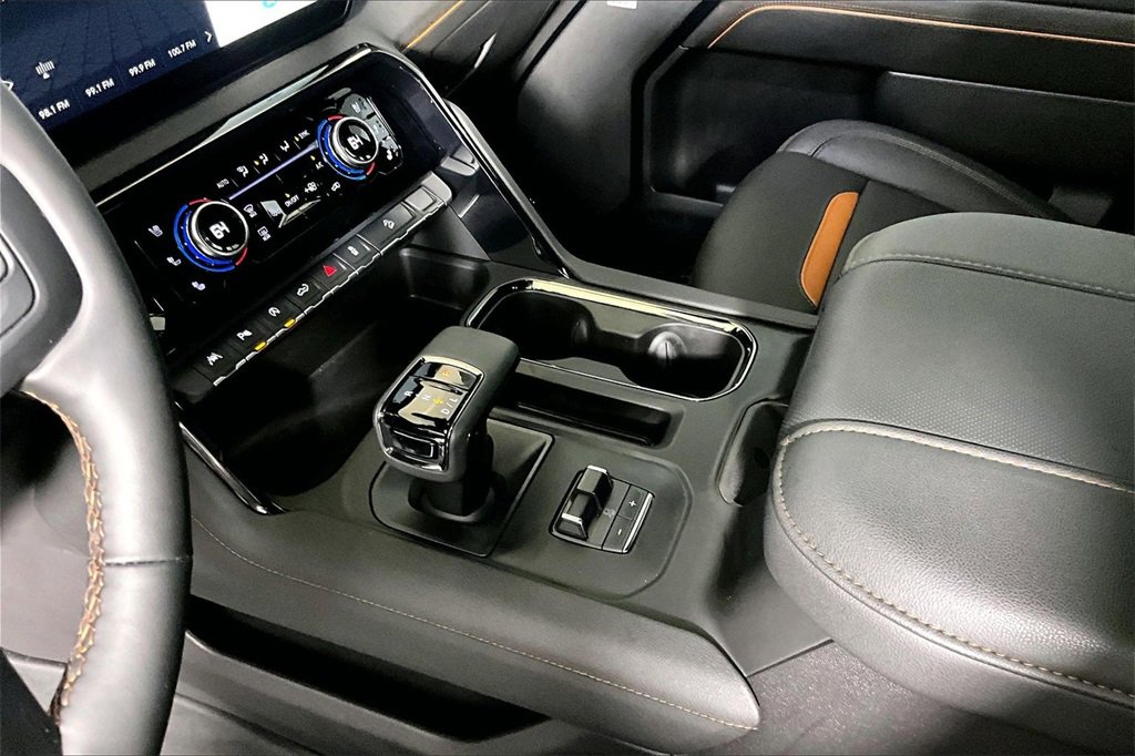 Used 2024 GMC Sierra 1500 AT4 w/ Technology Package image 13