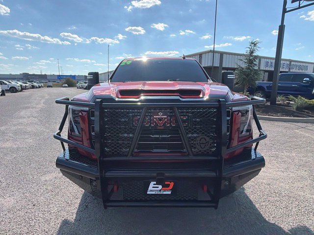 Used 2024 GMC Sierra 3500 AT4 AWD/4WD image 2