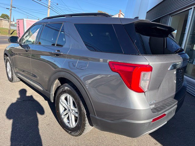Certified 2023 Ford Explorer XLT w/ Equipment Group 202A AWD/4WD image 8