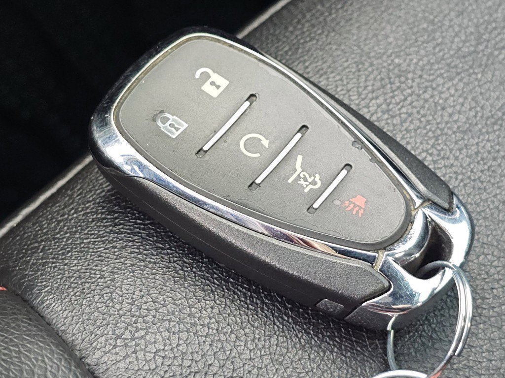 Used 2022 Chevrolet Equinox RS w/ RS Leather Package image 34