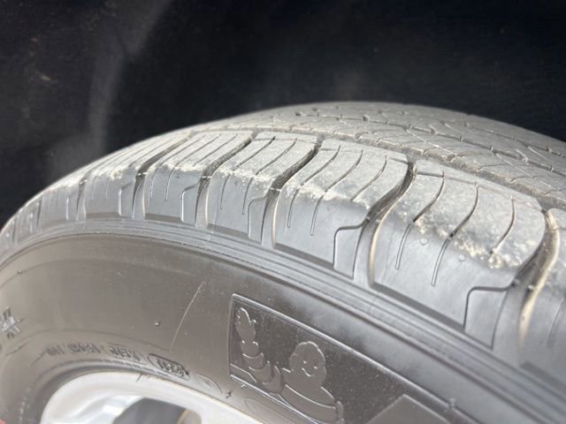 Certified 2024 Ford Edge SEL w/ Convenience Package image 28