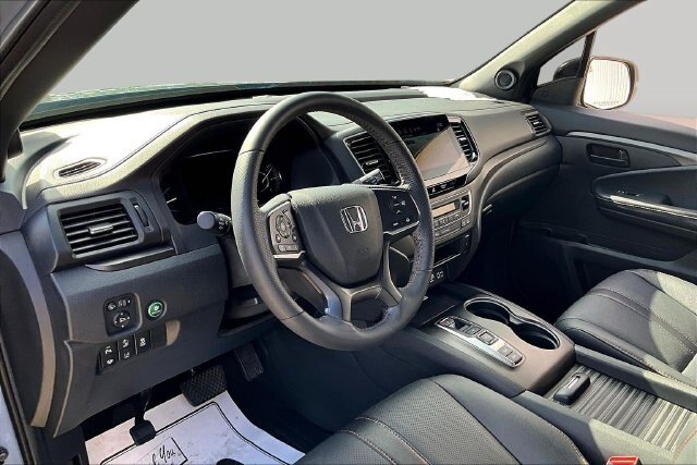 Used 2022 Honda Passport TrailSport image 17