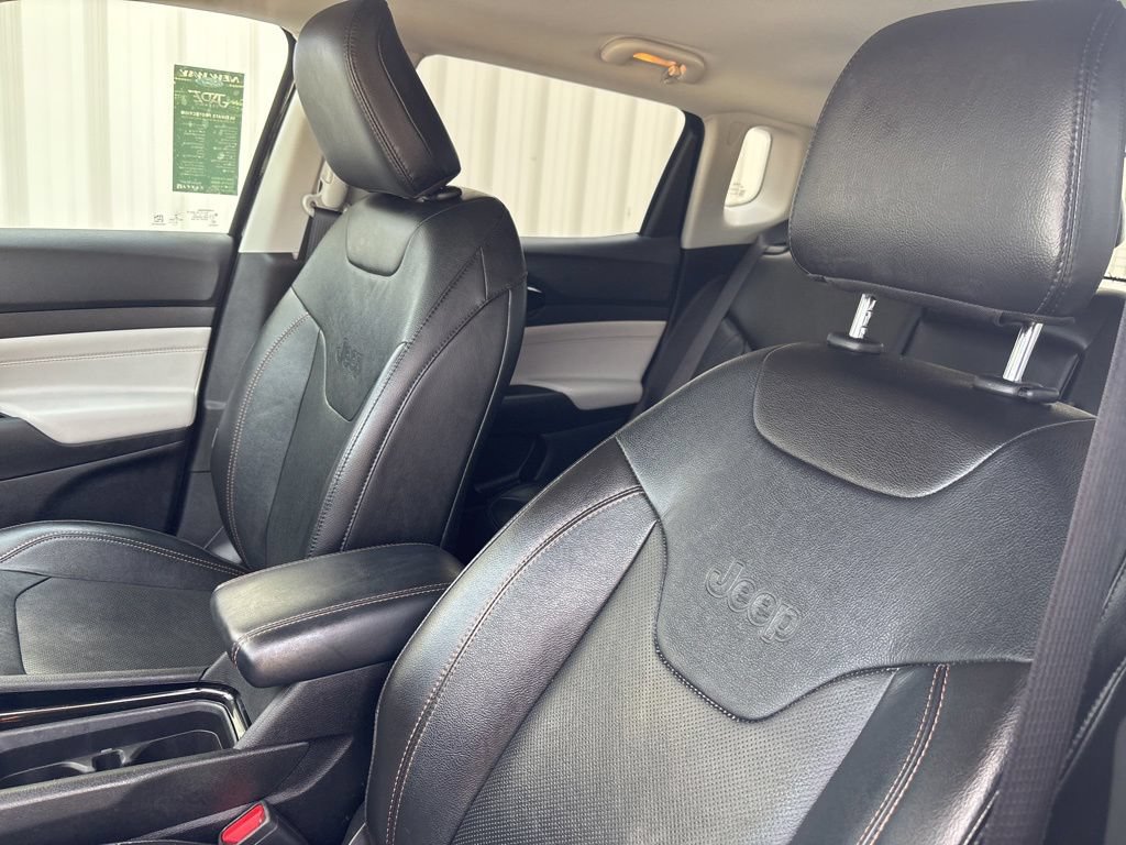 Used 2022 Jeep Compass Limited AWD/4WD image 23