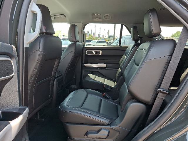 Certified 2023 Ford Explorer XLT w/ Equipment Group 202A AWD/4WD image 9