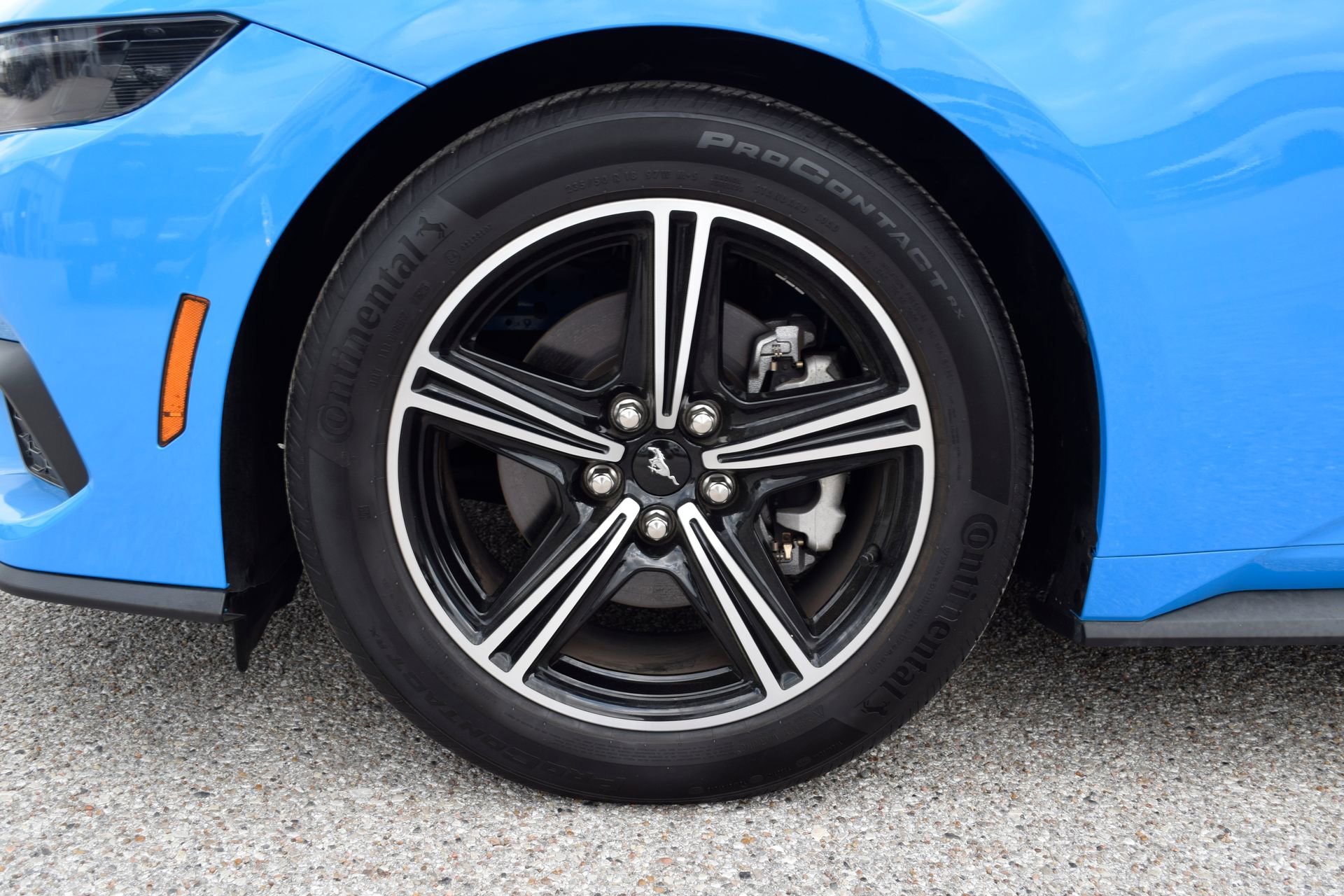 Certified 2025 Ford Mustang Coupe image 25