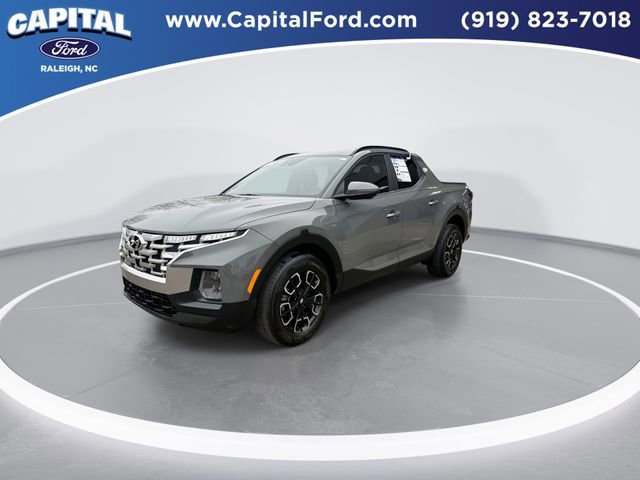Used 2022 Hyundai Santa Cruz SEL Premium image 2