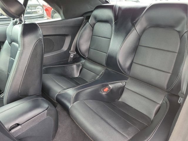 Certified 2021 Ford Mustang Premium RWD image 14