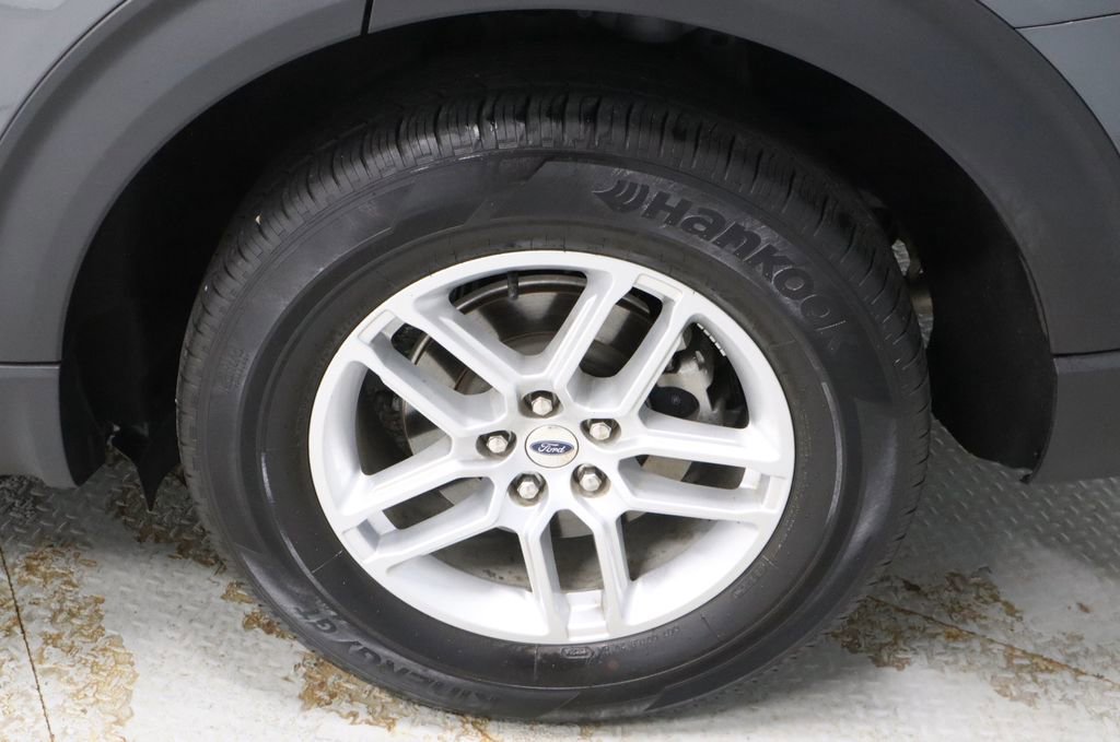 Certified 2025 Ford Explorer Active image 19