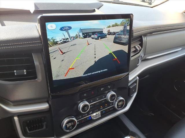 Certified 2024 Ford Expedition XLT image 17