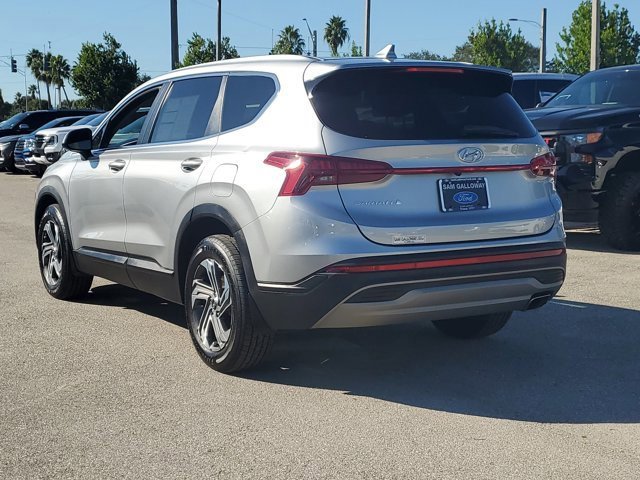 Used 2022 Hyundai Santa Fe SE image 4
