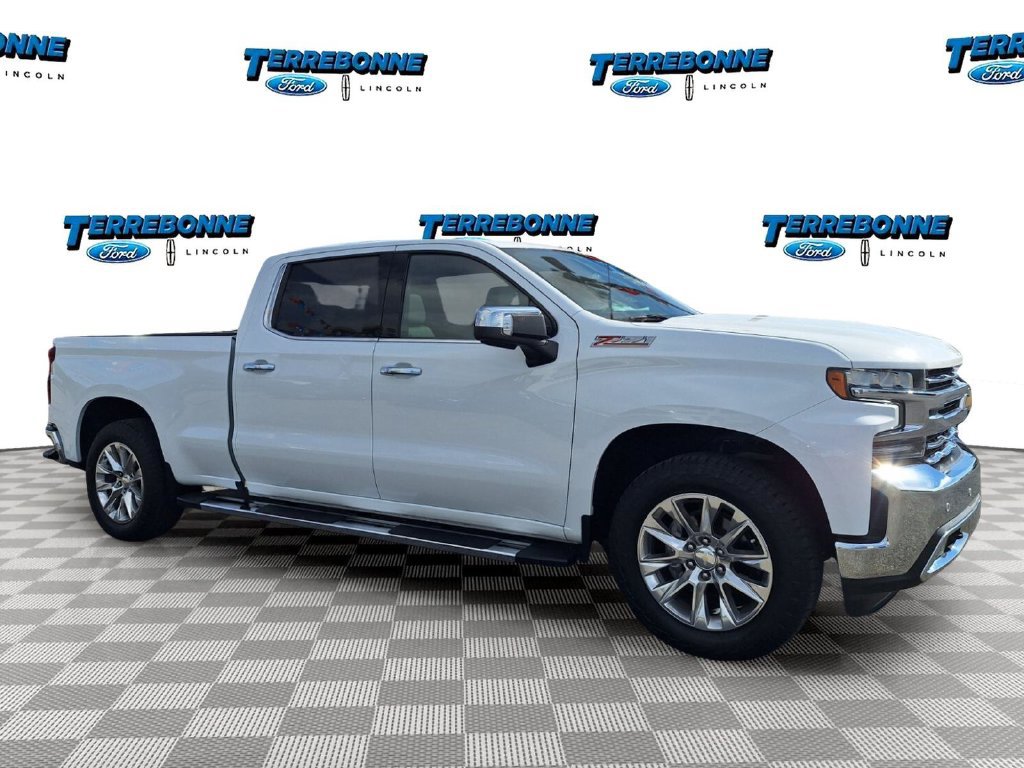 Used 2022 Chevrolet Silverado 1500 LTZ w/ LTZ Premium Package AWD/4WD image 3