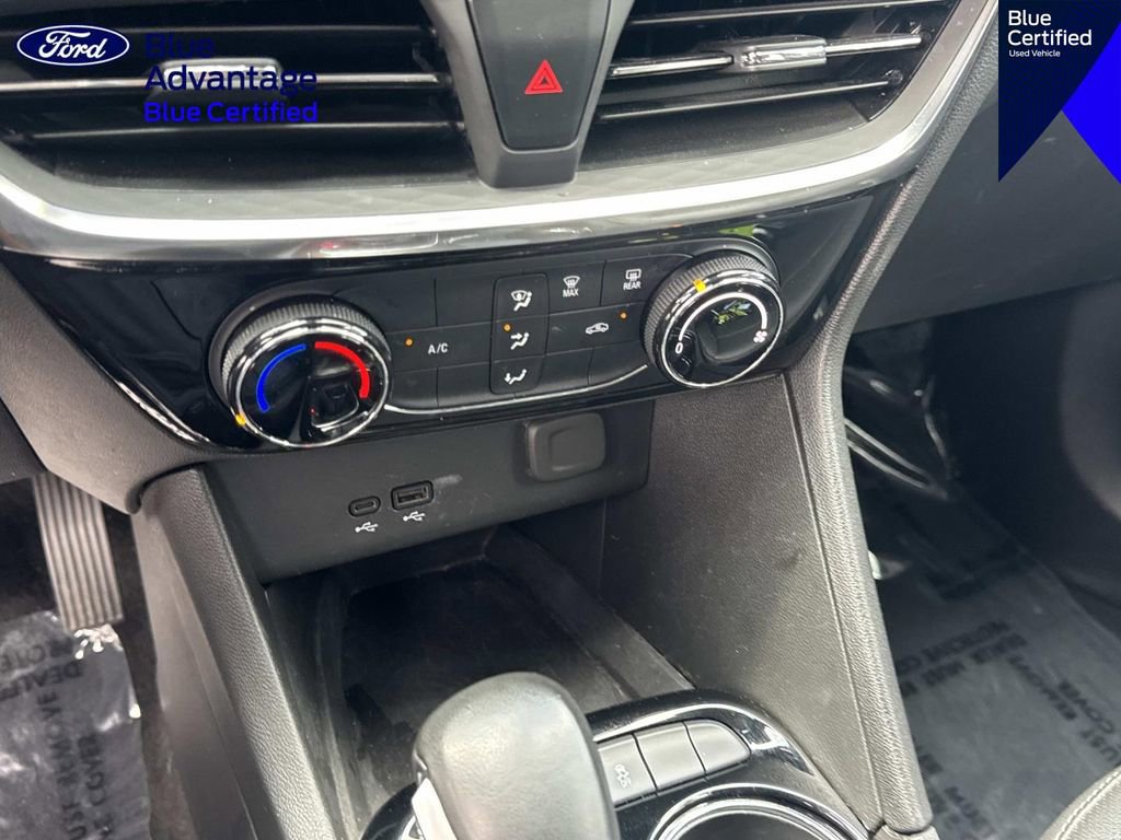 Used 2024 Buick Encore GX Sport Touring FWD image 14