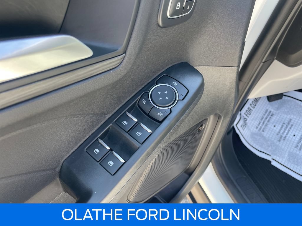 Certified 2023 Ford Escape Platinum w/ Premium Technology Package AWD/4WD image 19