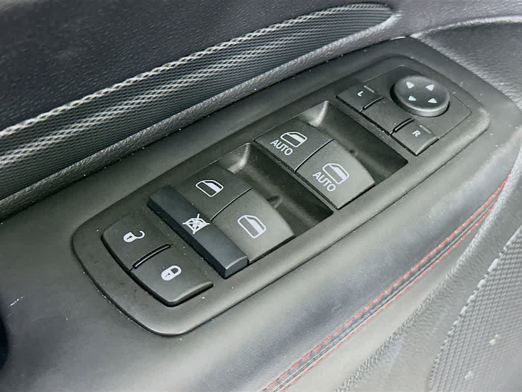 Used 2025 Dodge Durango R/T AWD/4WD image 30