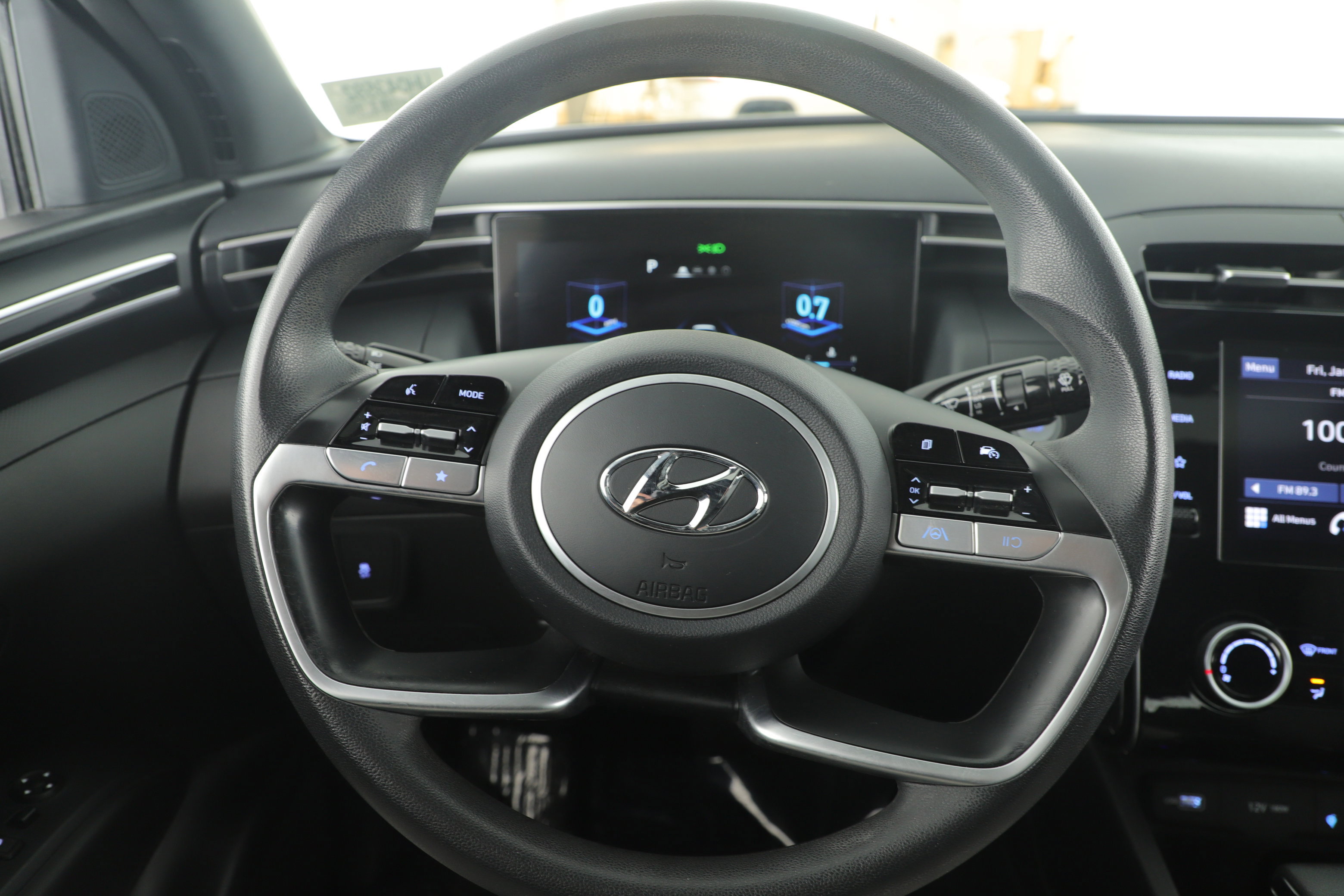 Used 2023 Hyundai Santa Cruz SEL w/ Activity Package image 16