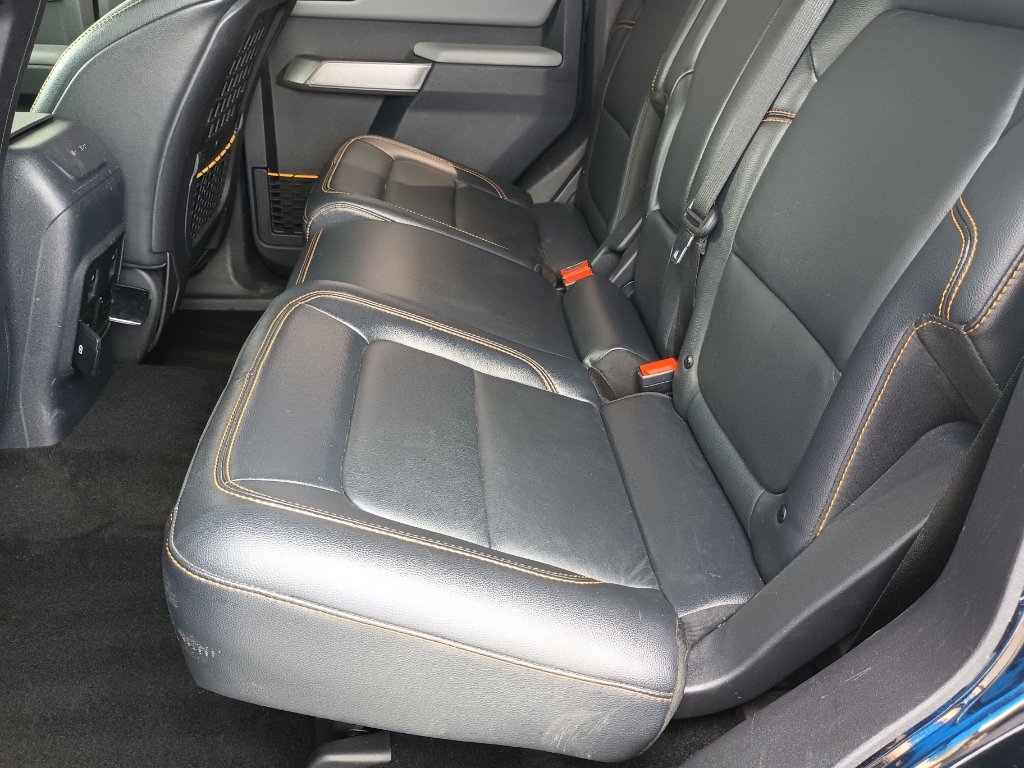 Certified 2023 Ford Bronco Badlands w/ Sasquatch Package AWD/4WD image 24