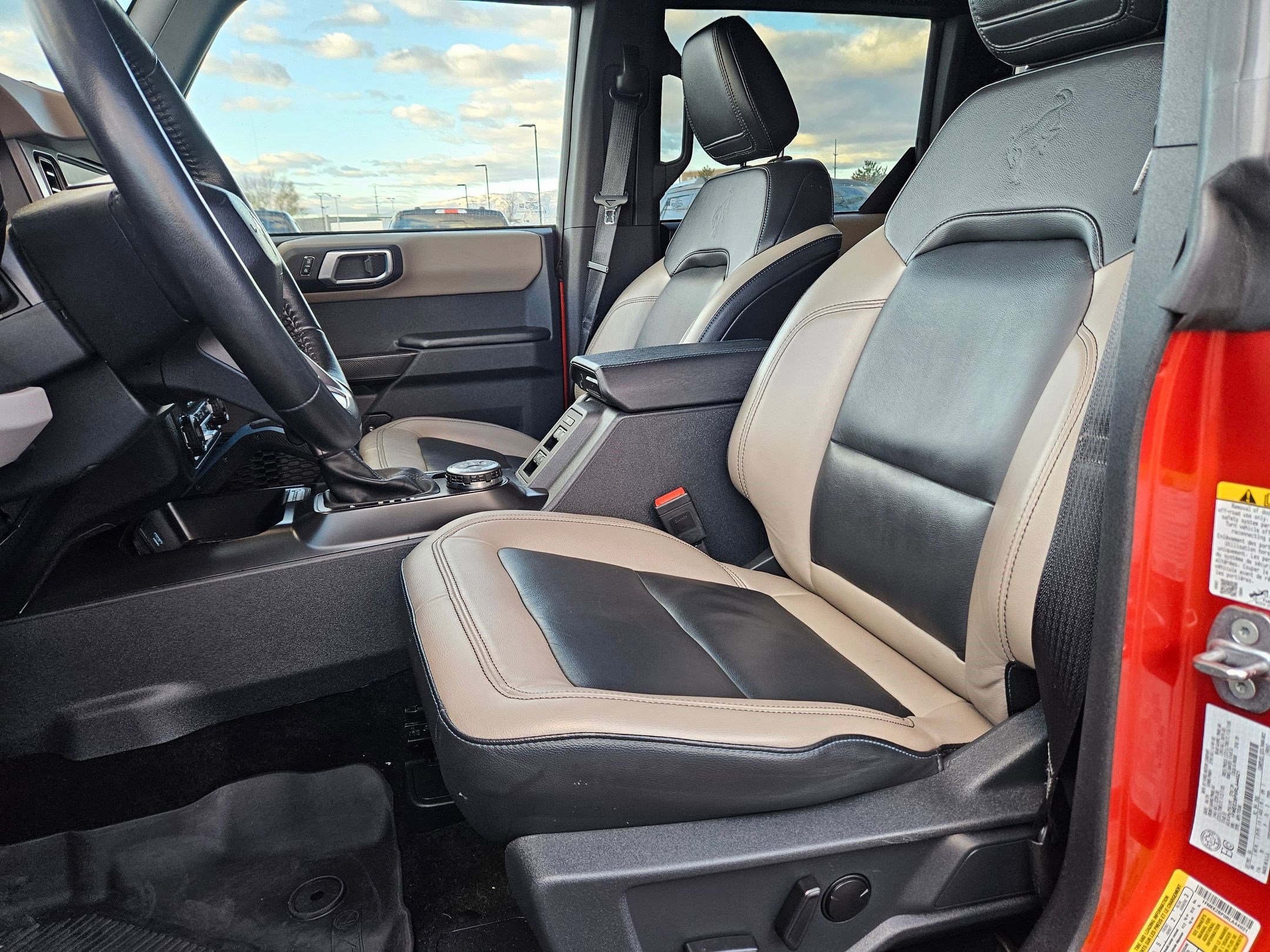Certified 2024 Ford Bronco Wildtrak AWD/4WD image 19