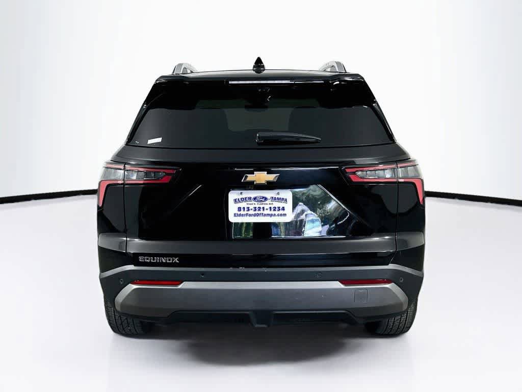 Used 2025 Chevrolet Equinox LT w/ Convenience Package II FWD image 5
