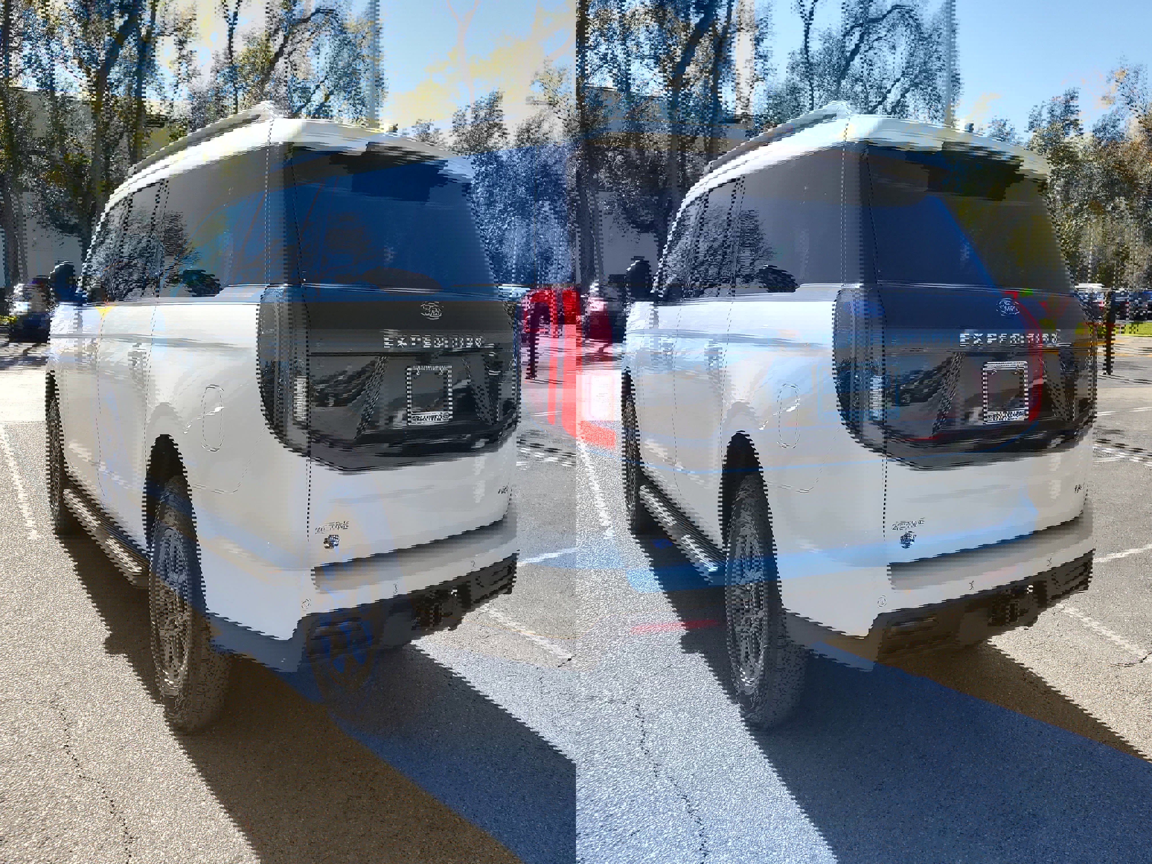 Certified 2025 Ford Expedition Max Active image 3